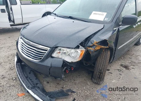 2014 Chrysler Town & Country Touring z USA, uszkodzony, nr VIN 2C4RC1BG2ER409239